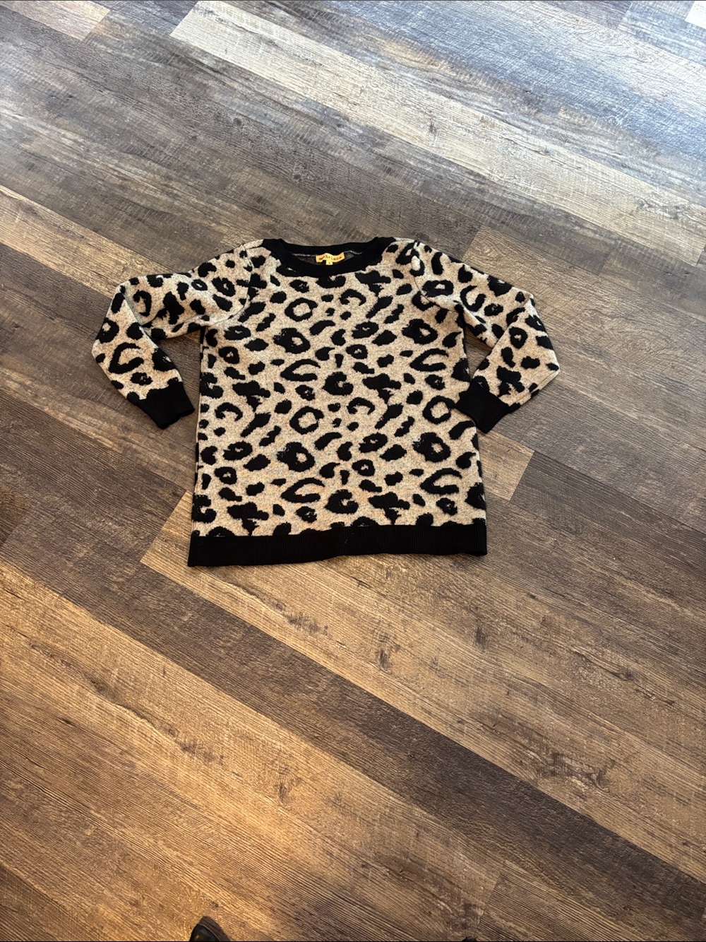 Women’s Leopard Print Sweater - Black & Cream